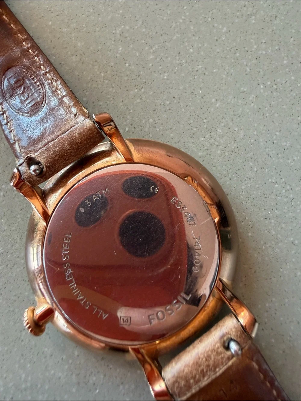 Fossil women’s Brown Leather Strap Watch - Classic Rose Gold Dial